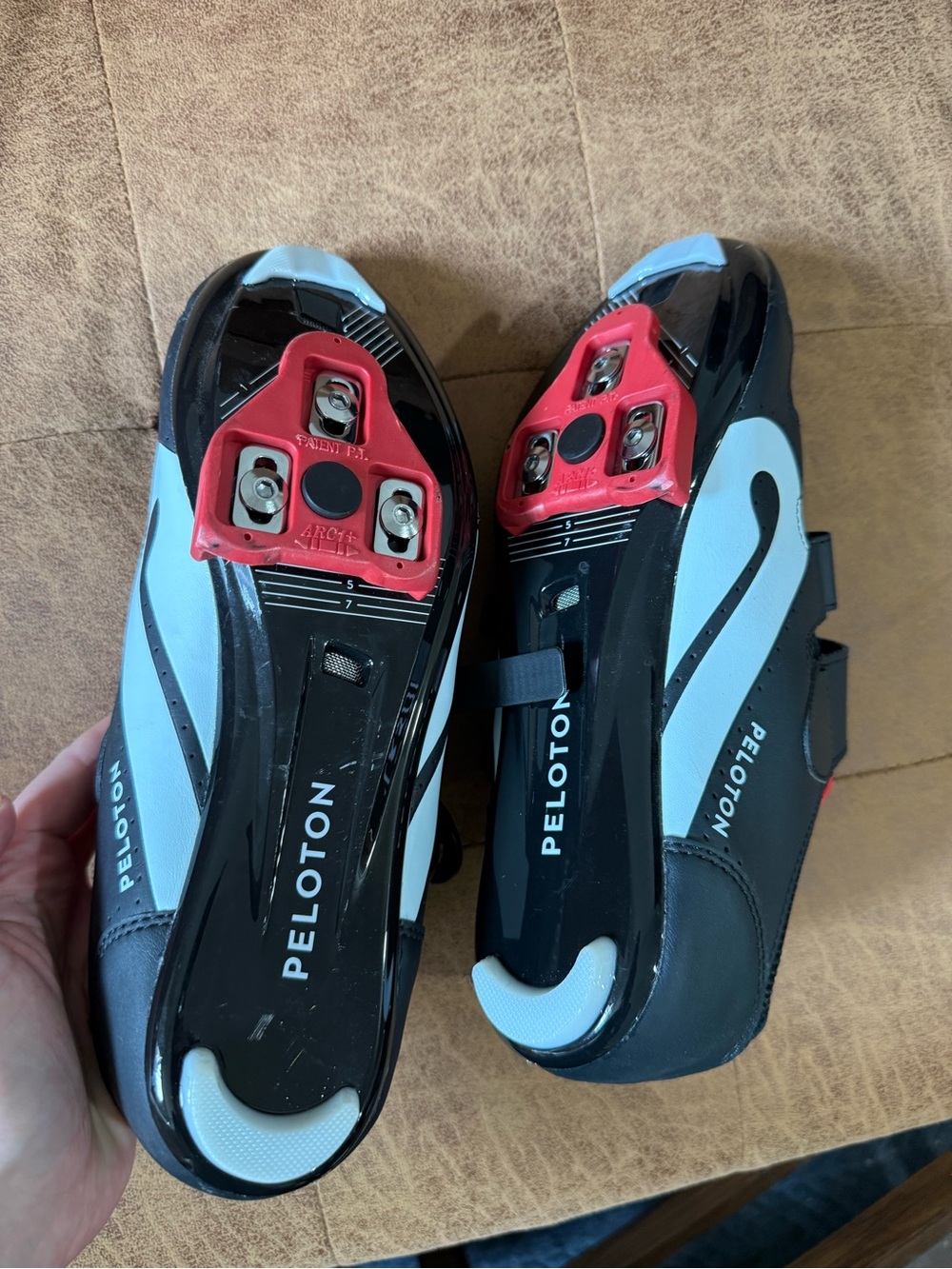Peloton Cycling Shoes - Picture 3 of 3